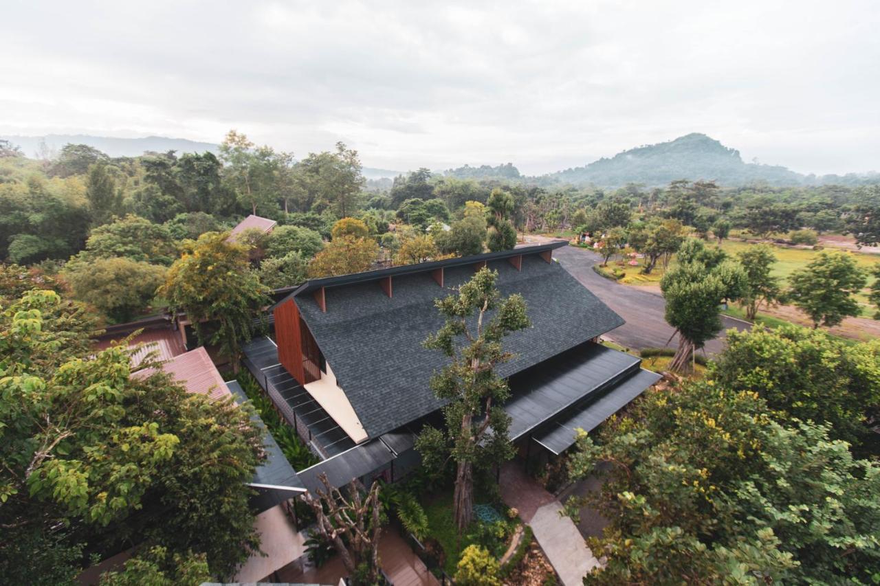 The Chamuang Forest Nakhon Nayok Bagian luar foto