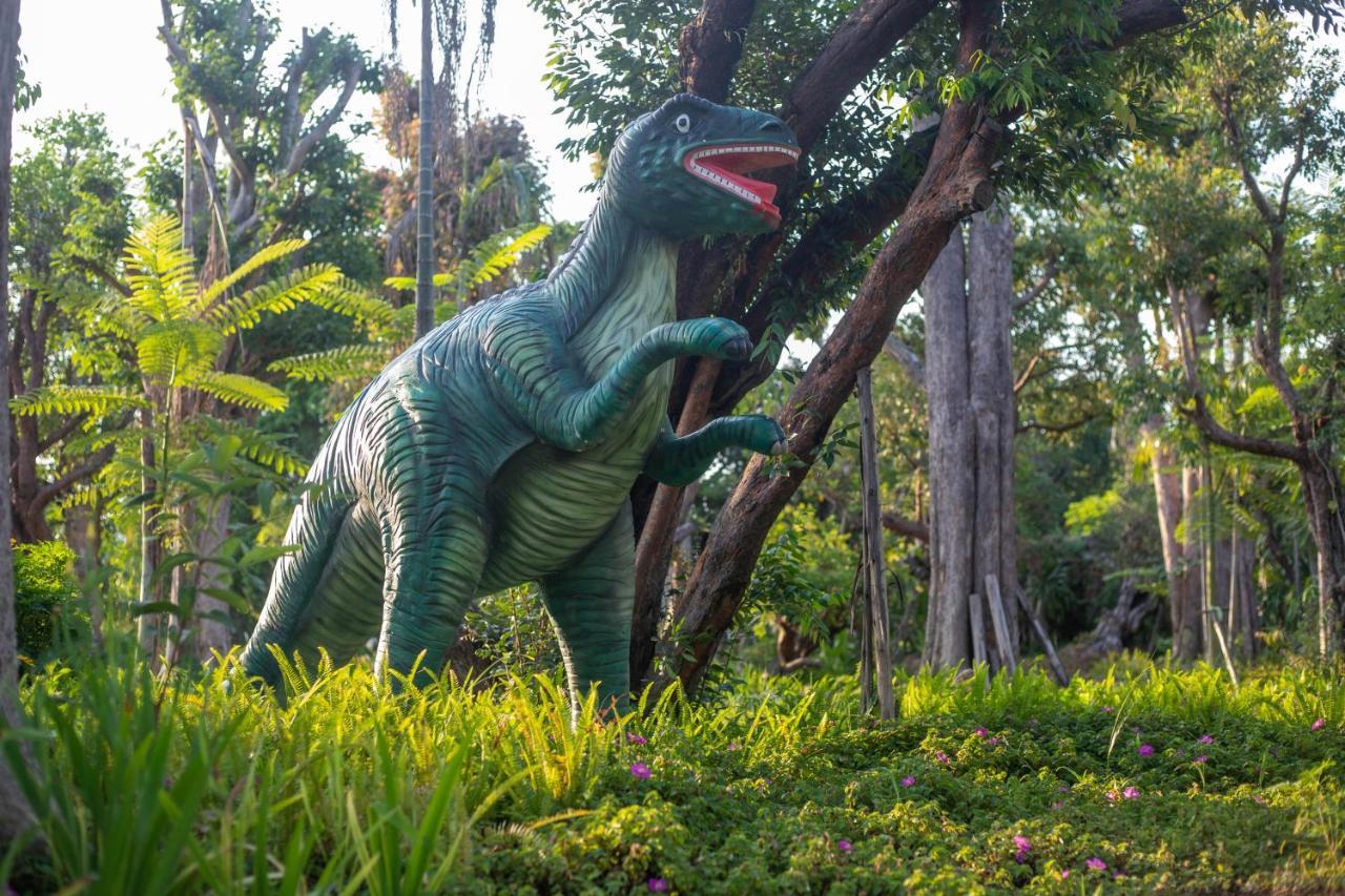The Chamuang Forest Nakhon Nayok Bagian luar foto